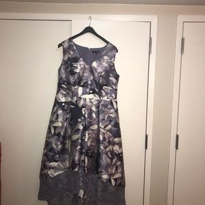Sangria High Low Floral dress w/ pockets plus size